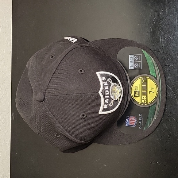 Fitted Ball cap, Raiders, size 7½, all tags are still on the cap, NewEra cap - Picture 1 of 4